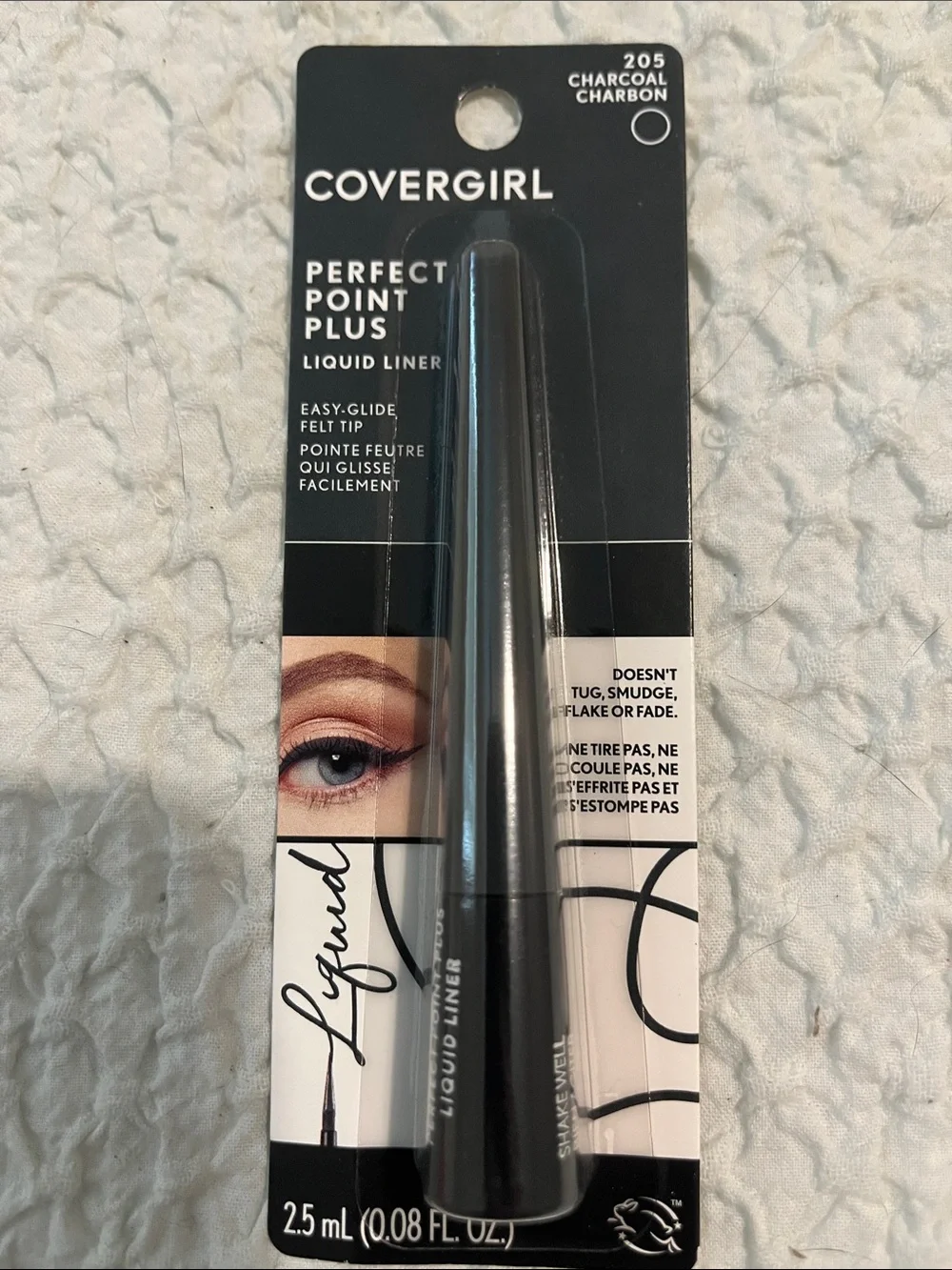 NWT Covergirl Get in Line Liquid Eyeliner 205 Charcoal